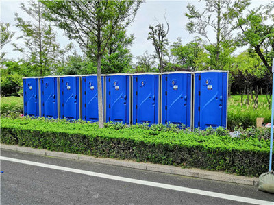 新型环保南京移动厕所出租如何解决污染排放问题